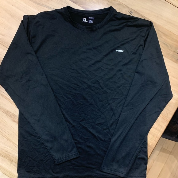 3 active shirts bundle - Picture 4 of 10